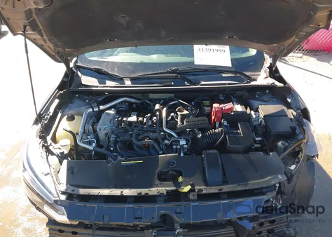 2021 Nissan Sentra Sr Xtronic Cvt z USA, uszkodzony, nr VIN 3N1AB8DV2MY247697